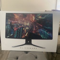 27 Inch Alien Monitor  Crack In Screen Minor 