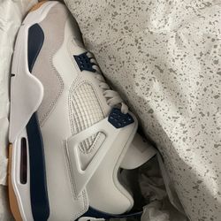 Jordan 4 Navy Sb 