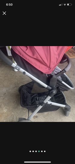 Stroller With basinet