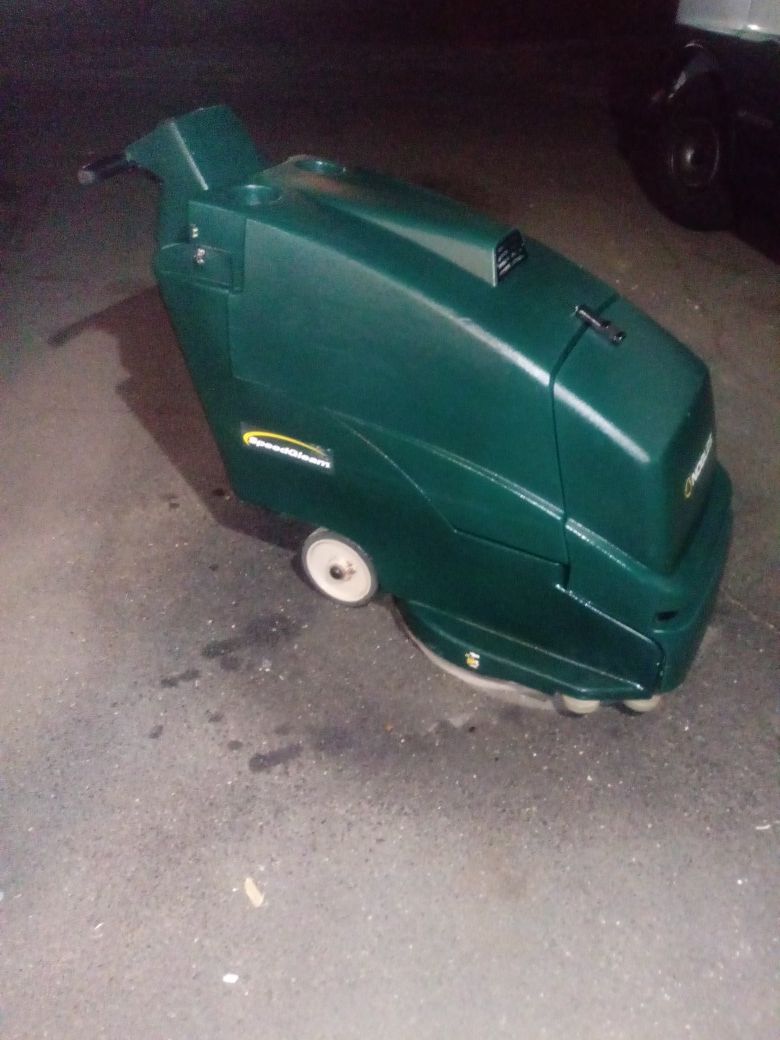 Battery Powered floor Burnisher/ Buffer NOBLES SpeedGleam 2000 RPM
