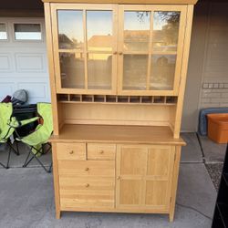 Wood Hutch
