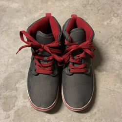 Boys Sneakers Faded Glory Size 3