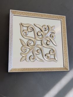 Set of 2 mirrored Wall Decor