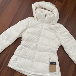 The North Face Women’s Metropolis Jacket
