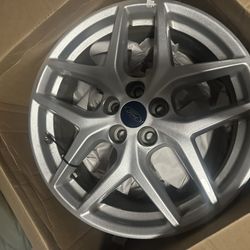 2024 Ford Edge Wheel
