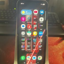 Samsung Galaxy Flip 4