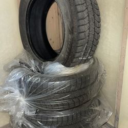 Set 215/60R16 tires