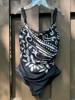 Women’s Miraclesuit One Piece Bathing suit