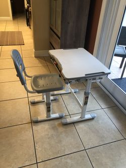 Kids desk and Chair