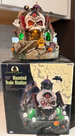 Halloween train station