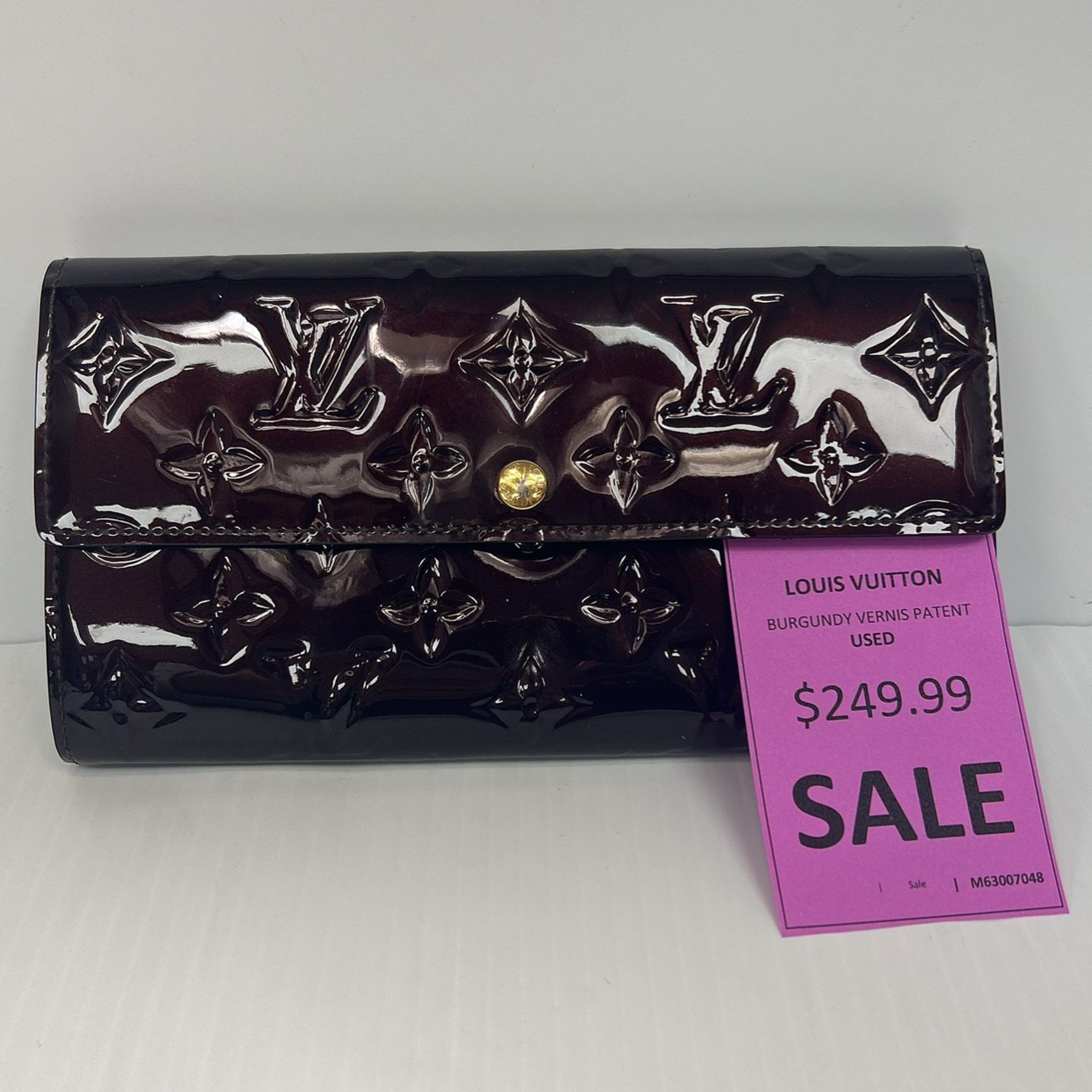 Louis Vuitton Vernis Patent Leather Sarah Wallet Burgundy