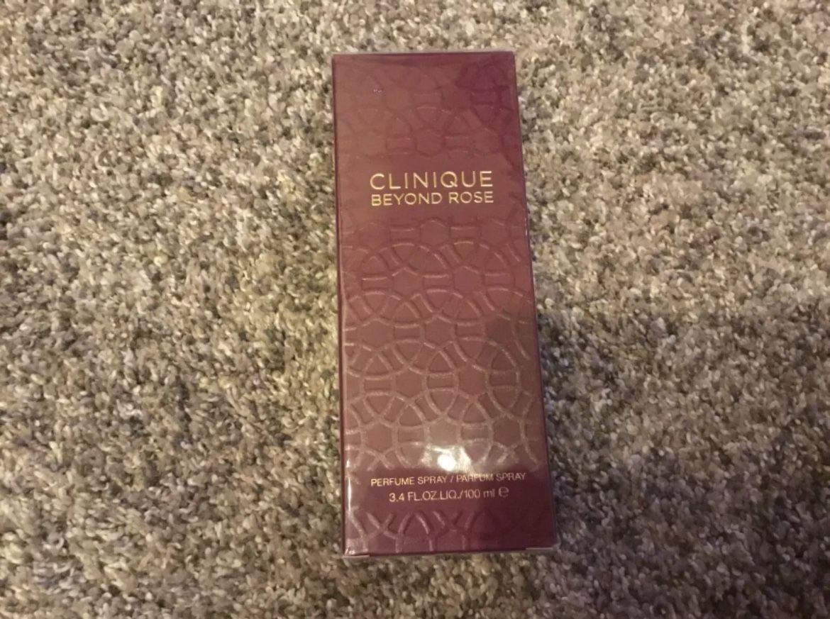 CLINIQUE Beyond Rose Perfume Spray