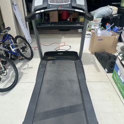 NordicTrack Elite 3700 Treadmill