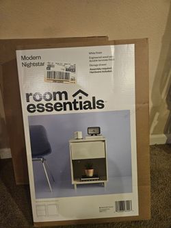 Room Essentials night Stand