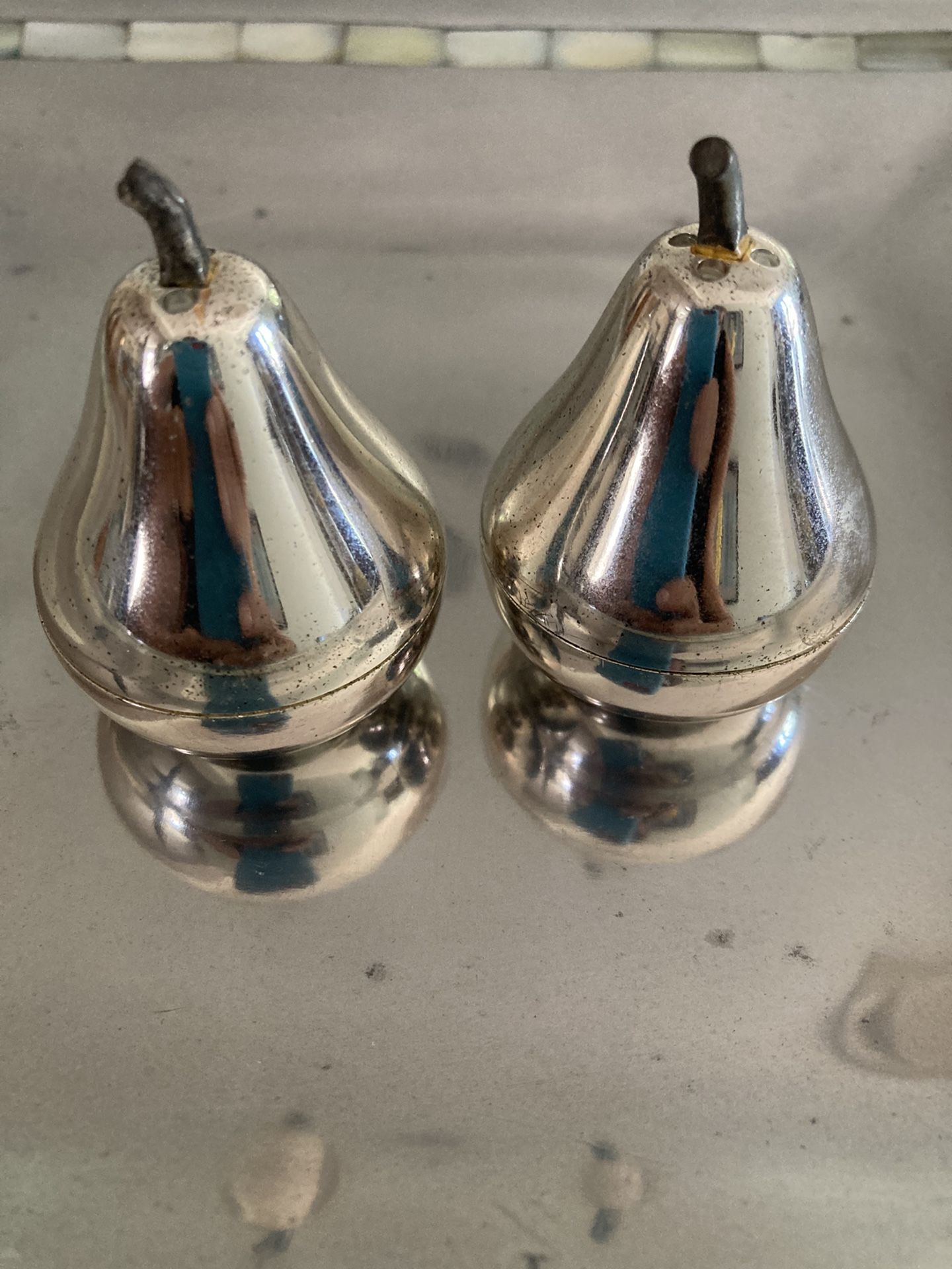 Vintage Pear Shaped Salt And Pepper Shakers Silver Plated Included Stoppers