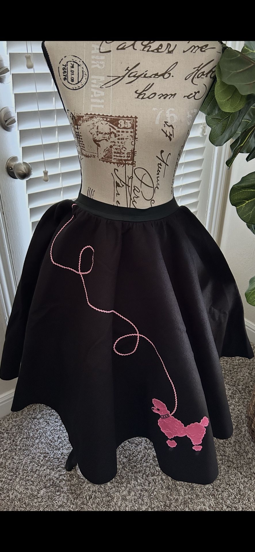 Women’s 50S Style Poodle Skirt/Halloween Costume/Retro Vibes