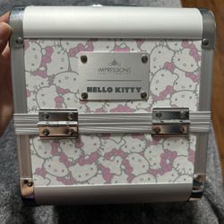 HELLO KITTY IMPRESSIONS VANITY