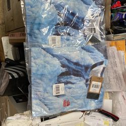 Size M And L The North Face “ice Climb Tee... One Of Each 