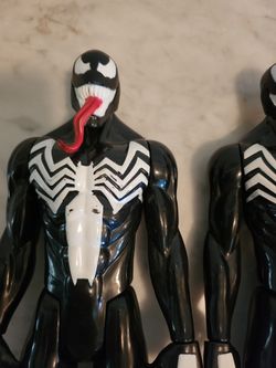 Marvel Titan Hero Series Venom 12