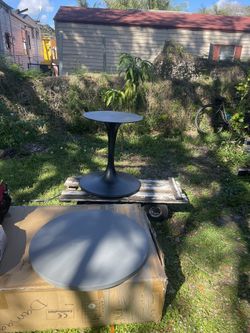 Pottery Barn Cocktail Table - Free