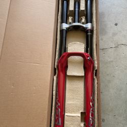 2020 Rock Shop Boxxer Dual Crown Fork 29”