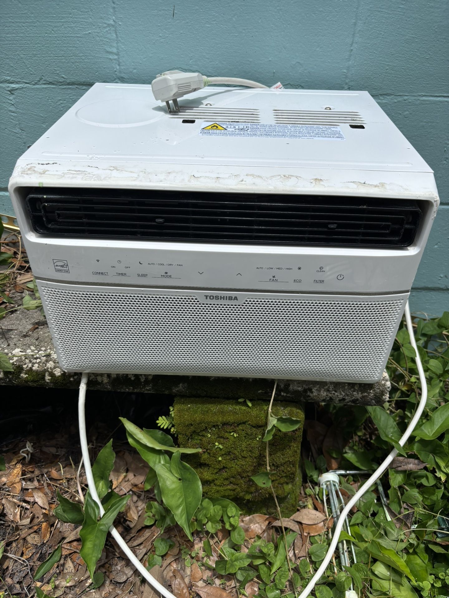 Toshiba Wall AC Unit Like New (2022)