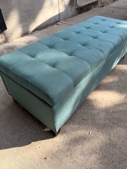 upholstered storage bench