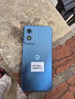 This is a Samsung 2 camera type phone. It's pretty old. I would say almost like 2 years old, but it's it's been good condition blue metallic in the ba