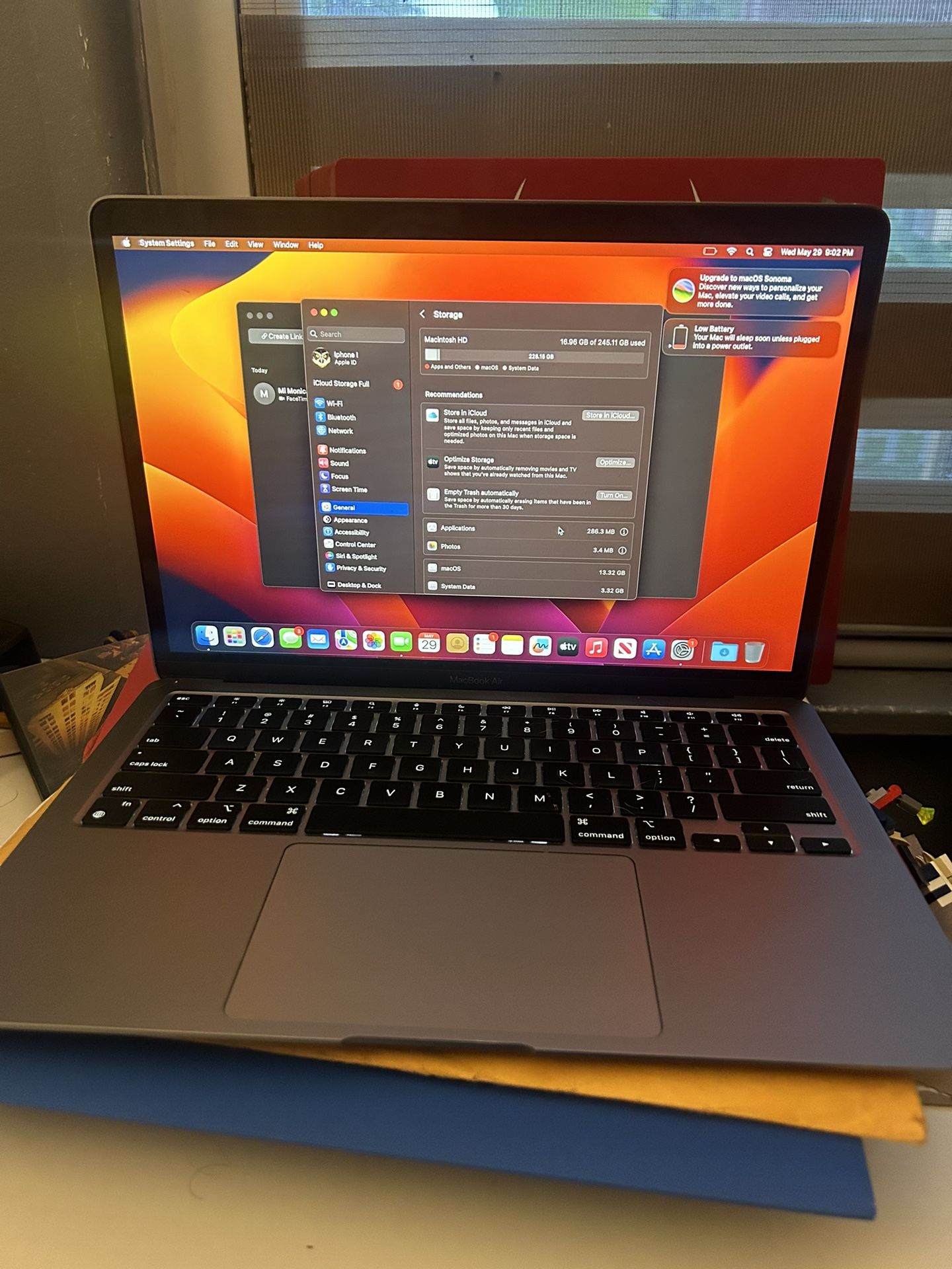 Apple MacBook Air 13.3 inch Laptop ,M1 Chip, 8GB RAM, 256GB Apple MacBook Air 13.3 inch Laptop ,M1 Chip, 8GB RAM, 256GB