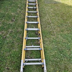 28 Ft Ladder