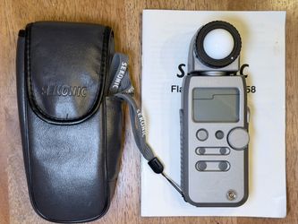 Sekonic L-358 Light Meter