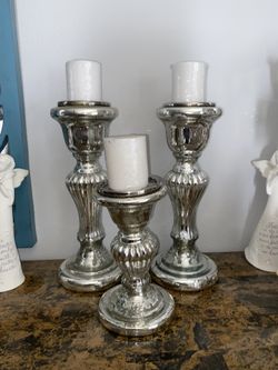 Candeleros / Candle Holders