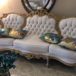 Victorian Living Room Set