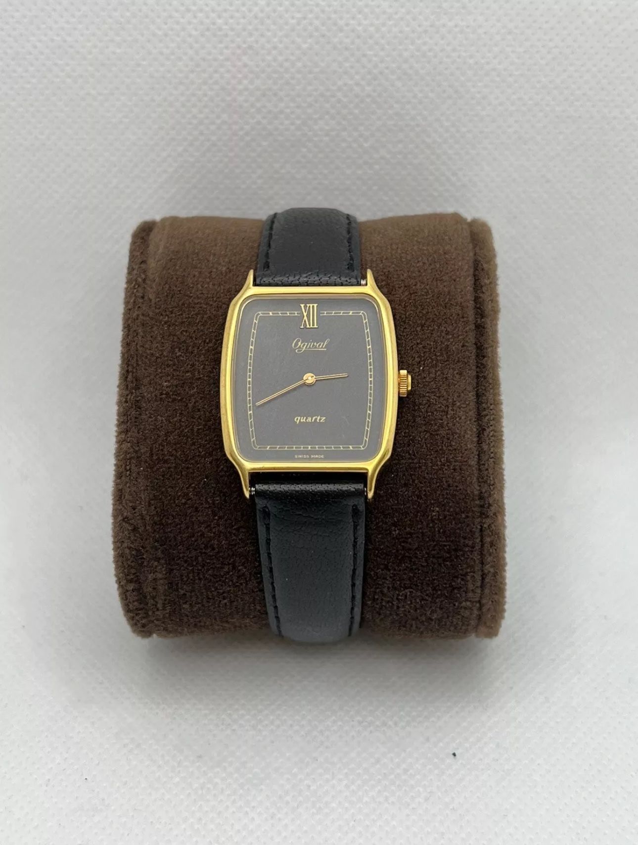 Ogival Quartz Vintage Watch