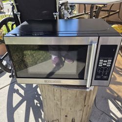 Black & Decker Table Stainless Steel Microwave Kitchenware