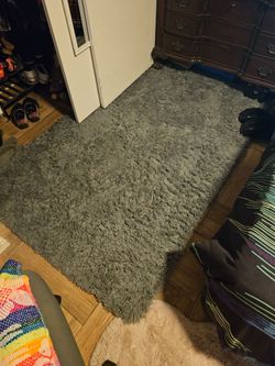 Two 4x6' rugs