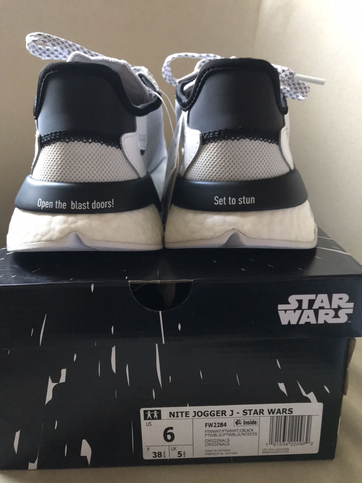 STAR WARS Adidas Nite Jogger Never Worn