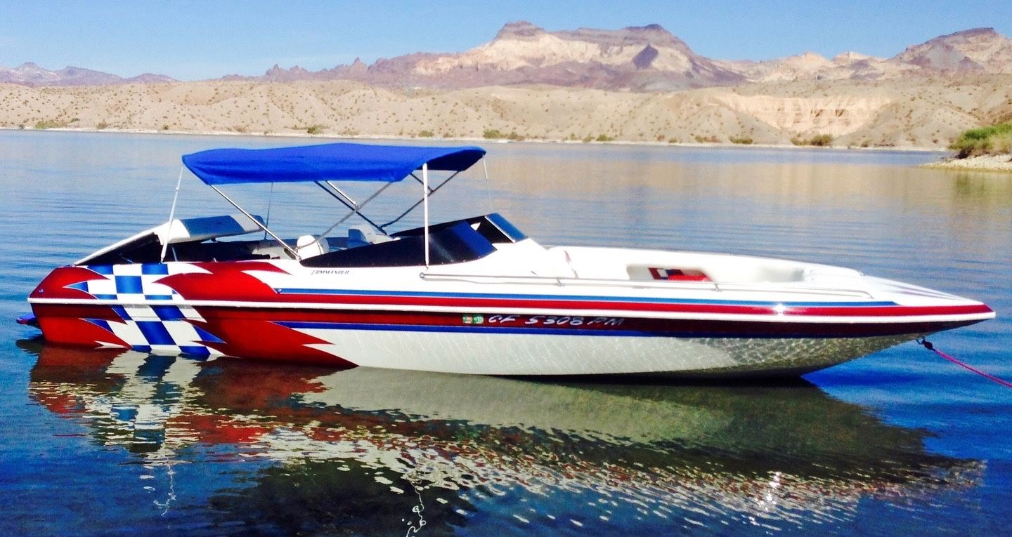 Commander 25’ Millennium