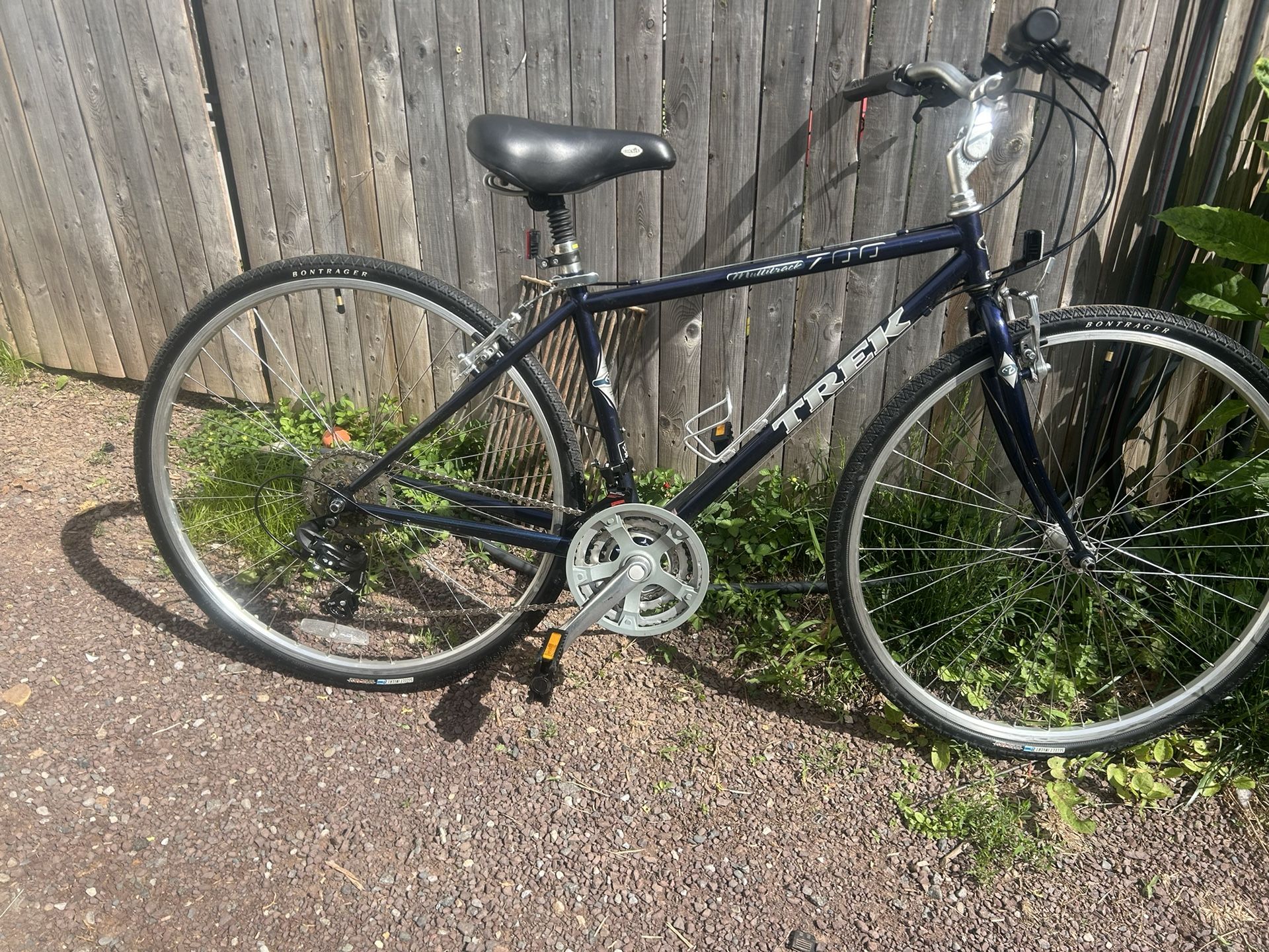 Trek 700 Hybrid Bike-medium