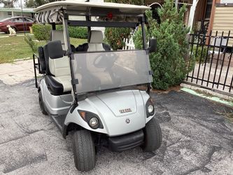 Yarmaha golfcart.