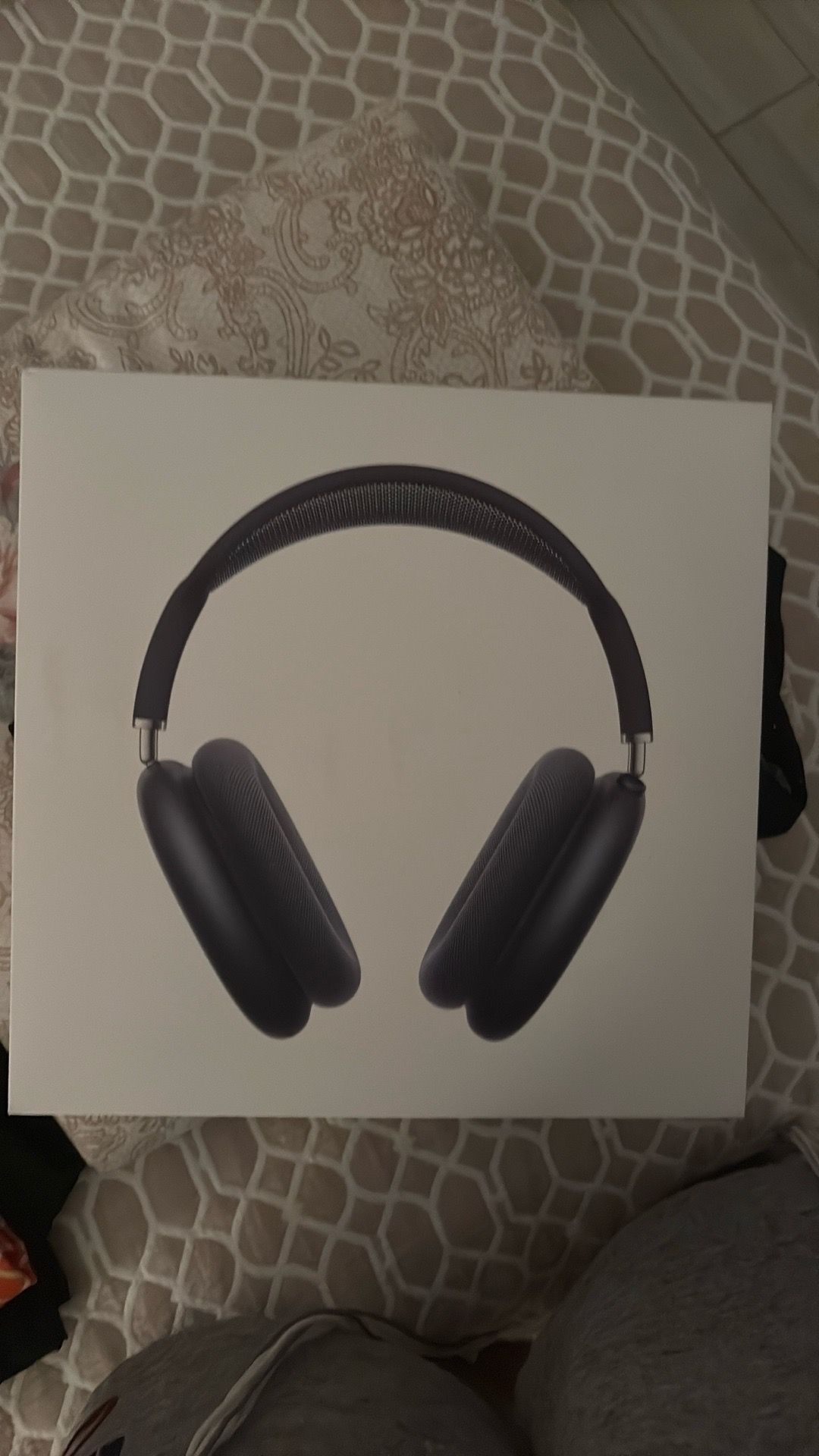 AirPod max