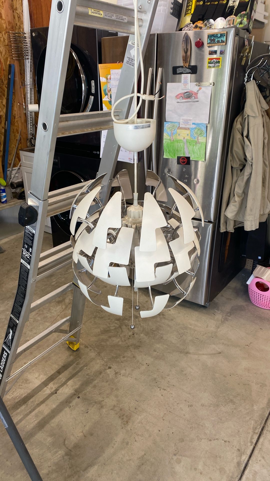 Ceiling Lamp Changes Shape 