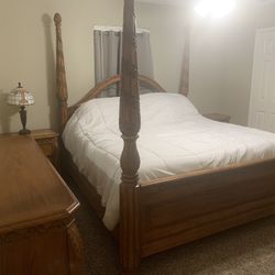 Solid Oak King Bedroom Set