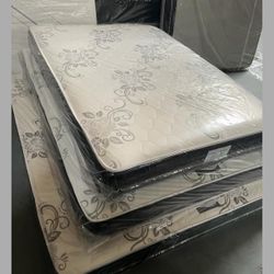 Cal king size mattress / Colchon