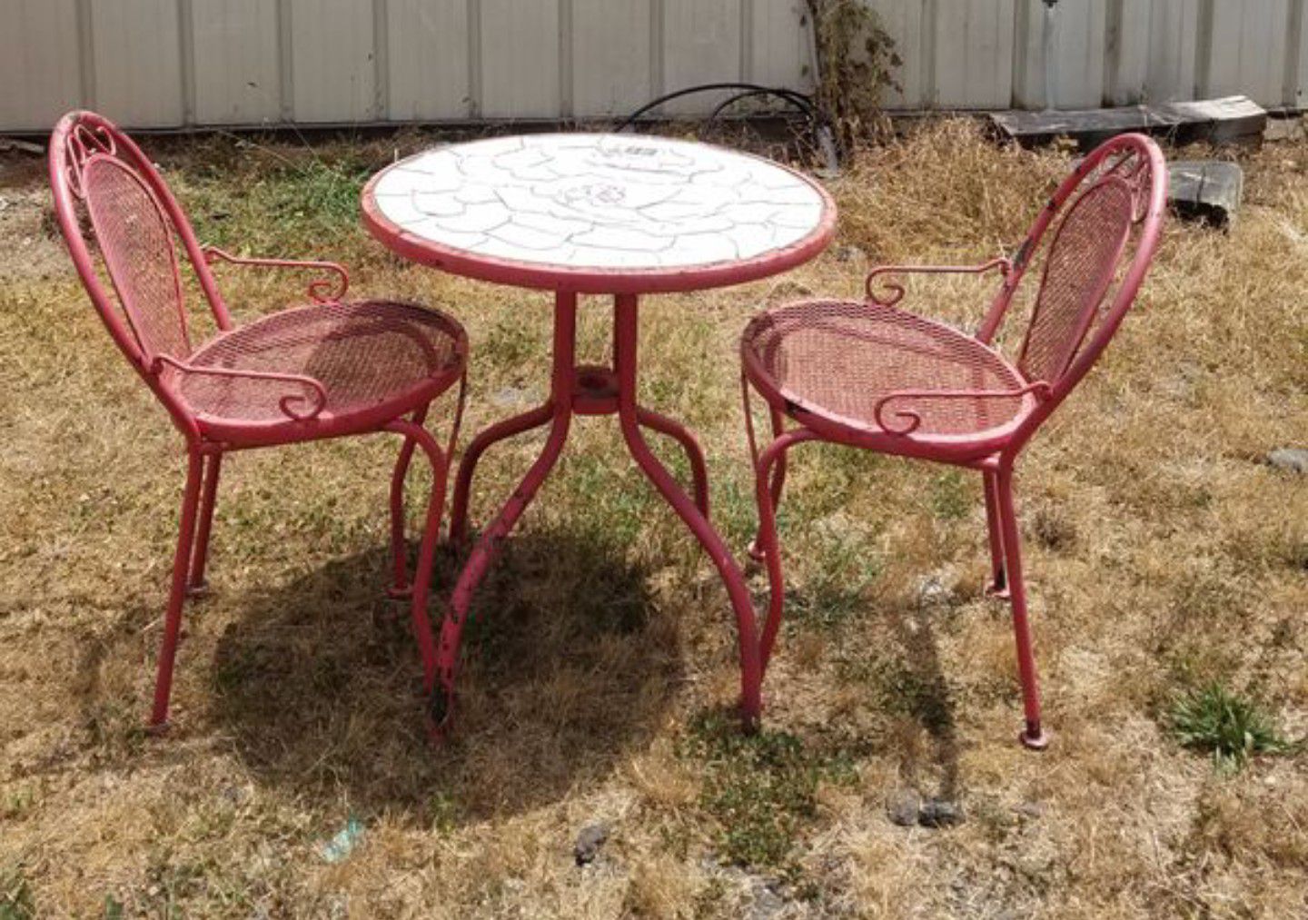 Metal Bistro Table & 2 Chairs