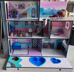 LOL doll house