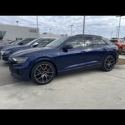 2019-2024 Audi Q8 Accessory Bundle 