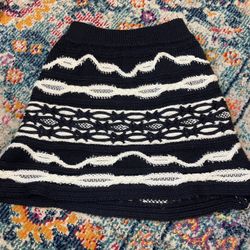 knitted thick skirt Medium  Gently Used Shape 