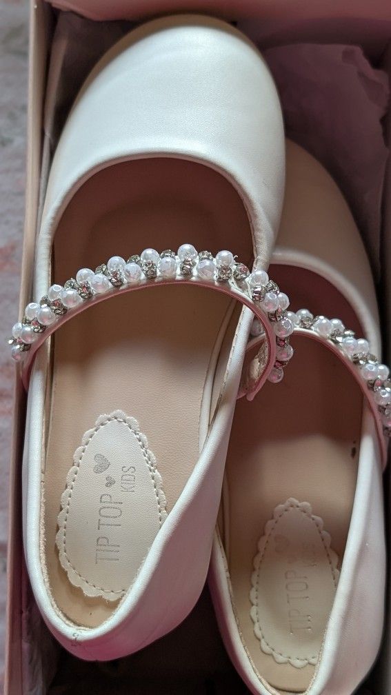 Size 5T Communion/Baptism Dress And Shoes Size 10 Toddler
