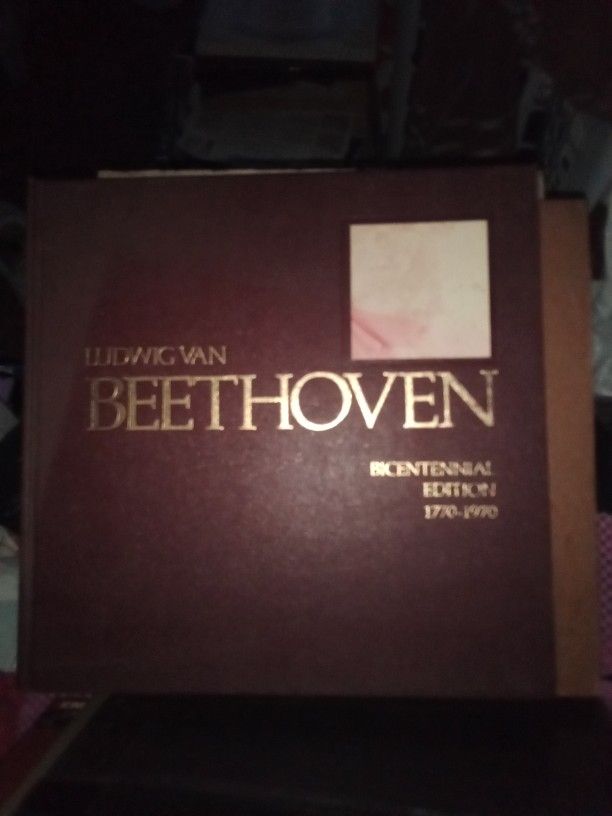 LUDWIG VAN BEETHOVEN